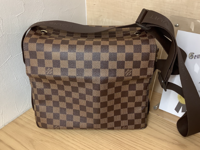 ルイヴィトン ダミエ ナヴィグリオ ショルダーバッグ N45255を買取 