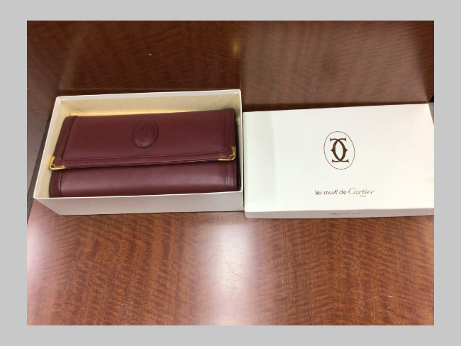 カルティエ Cartier 売ら レマスト 長財布 ピンク 保証書 付属品付き 