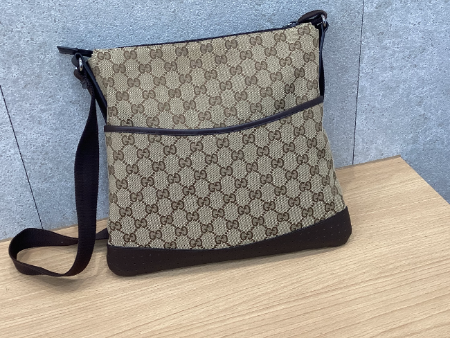 グッチ GGキャンバス レザーショルダーバッグを買取｜兵庫県高砂市 