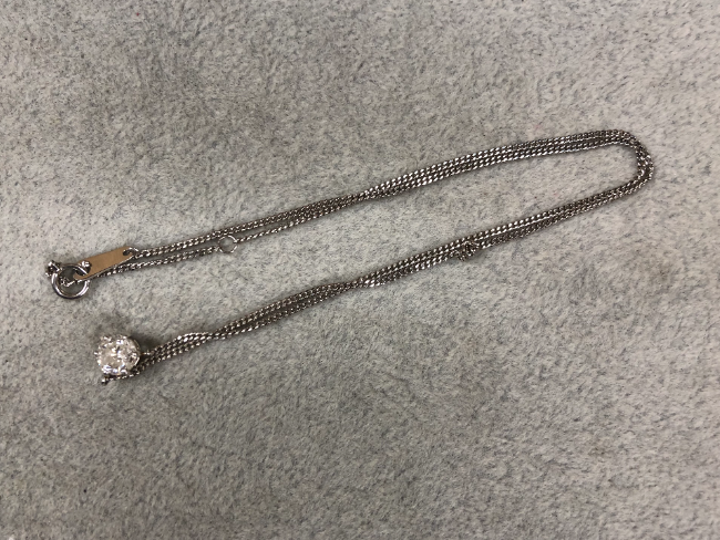 プラチナ850ネックレス1.06カラットダイアモンド
