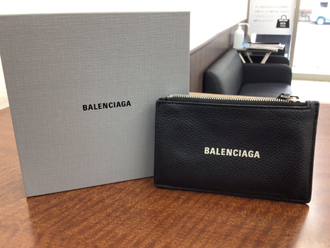 BALENCIAGA フラグメントケース ブラック（バレンシアガ ロゴ 