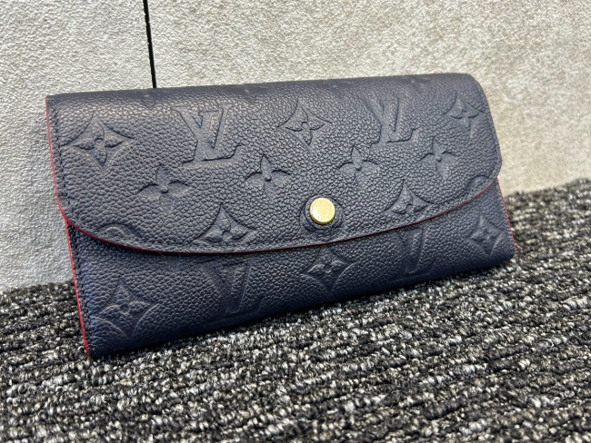 ルイ・ヴィトン(Louis Vuitton) ルイ・ヴィトン 長財布 きずか 