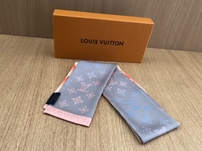LOUIS VUITTON バンドー ピンク ワケあり（ルイヴィトン スカーフ  