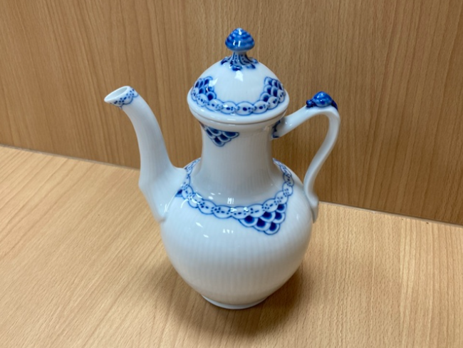 清水六兵衛文字文蓋茶碗骨董