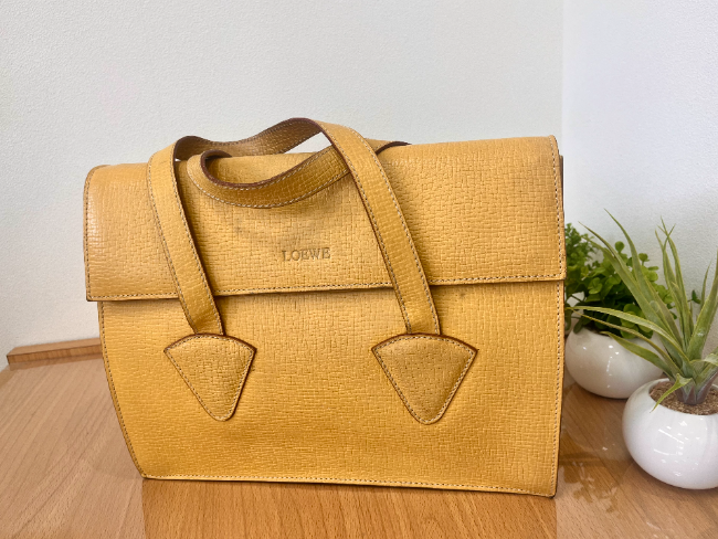 ロエベ花瓶オレンジ