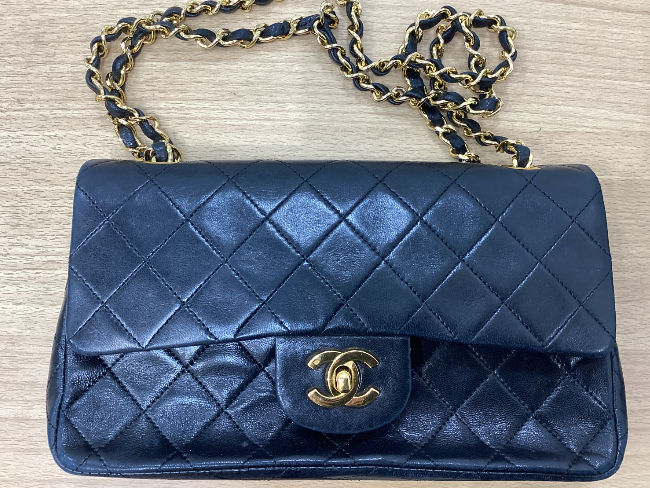 シャネル マトラッセ23 ラムスキン Wフラップ ターンロック ショルダー  