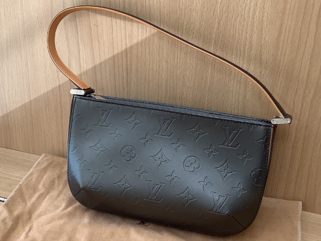 未使用ルイヴィトン モノグラムマット レザーバングル 非売品 楽天市場】ルイヴィトン Louis Vuitton 財布 モノグラム マット
