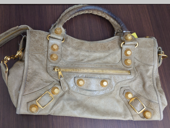 ✨業界最安値✨早い者勝ち‼️バレンシアガ ザ・ファースト　ベージュ ハンドバッグ バレンシアガ(BALENCIAGA)バレンシアガ ジャイアント ファースト