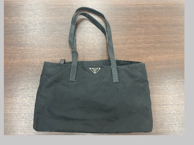 PRADA ブラック ナイロン エコバッグ Prada エコバッグ 黒 ナイロン - メルカリ