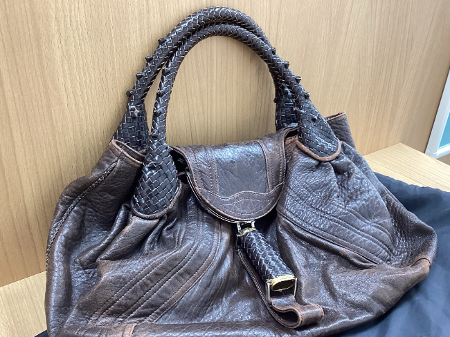 ごろりんさん専用。❣️FENDI ❣️花柄 スパイバッグ 希少品　お値打ち品❣️ ごろりんさん専用。❣️FENDI ❣️花柄 スパイバッグ 希少品 お