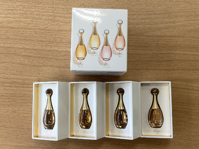 非売品\u203c️Dior Dior J'ADORE ディオール ジャドール ミニ香水