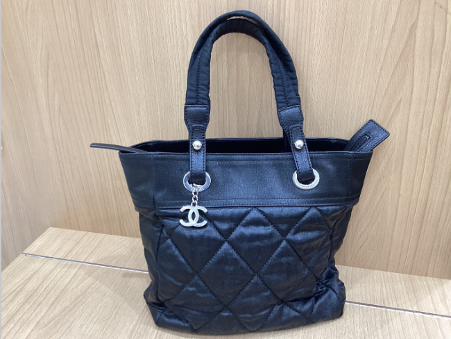シャネル　パリビアリッツPM CHANEL パリビアリッツPMが入荷致しました🤗 サイズ約 W30cm×H26