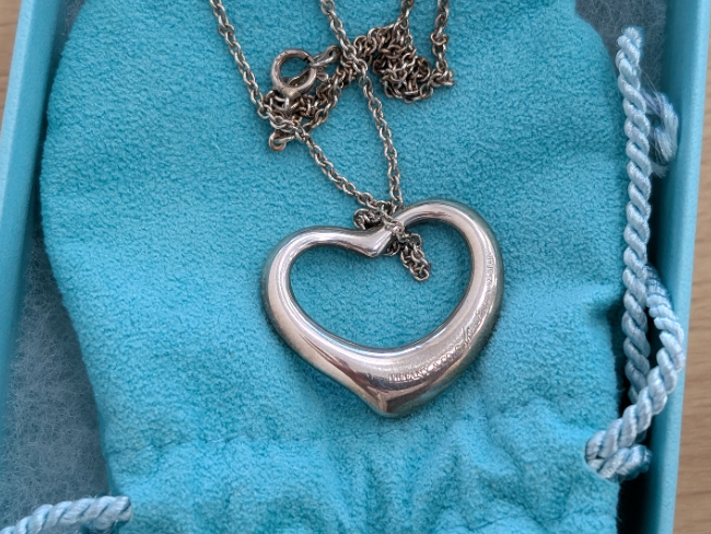 中国 清新時代（1800年頃）大変美しい◇黒い石 手彫 黒い蓮