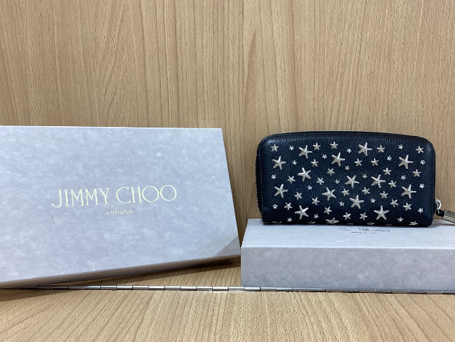 新品同様‼️ ジミーチュウ 財布 長財布 スター カーナビー ラウンド