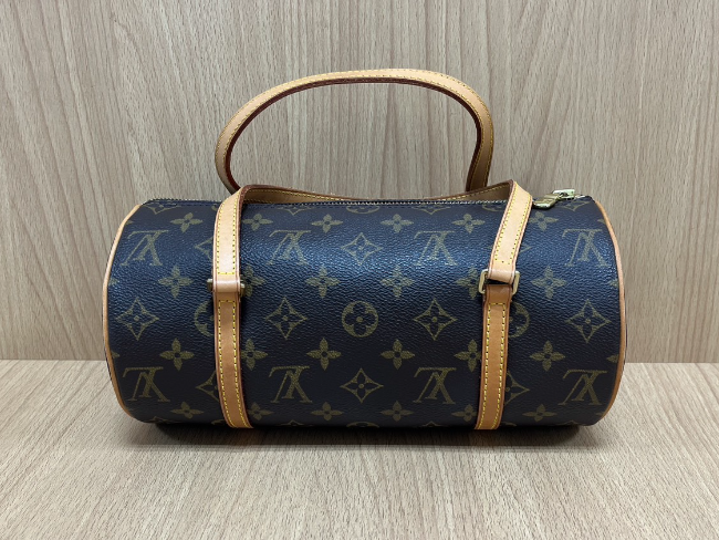 正規品 本物 ルイヴィトン パピヨンの付属ポーチ モノグラム エコリング購入 LOUIS VUITTON ルイ・ヴィトン モノグラム パピヨンポーチ