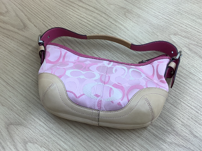 新品未使用】コーチ coach シグネチャー柄 バッグ パープル スウェード