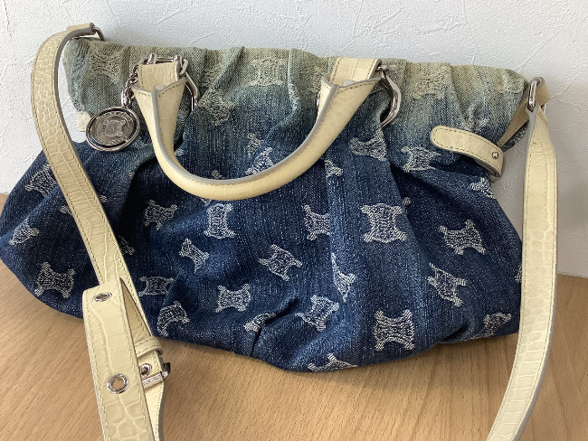 セリーヌ ピローの高価買取・査定ならブランド買取のエコリング