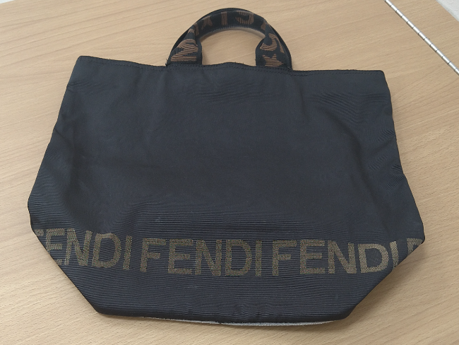 FENDI フェンディ　バッグ　ハンドバッグ　ミニトートバッグ　ヴィンテージ FENDI フェンディ バッグ ハンドバッグ ミニトートバッグ