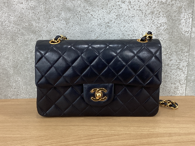 シャネル チェーンショルダーバッグの高価買取・査定ならブランド買取