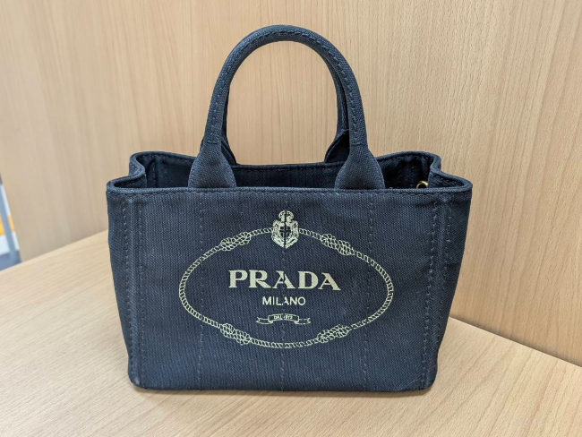 本日最終日《最終価格》【プラダ 】カナパ プラダ(PRADA) カナパ
