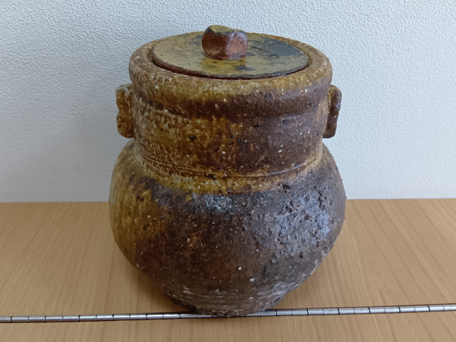 金重陶陽 作 備前 湯呑をお買い取り ｜ ブランド品の買取ならエコリング