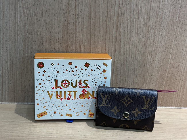 引っ越し処分！お得に！！Louis Vuitton LES PARFUMS 香水 ルイ