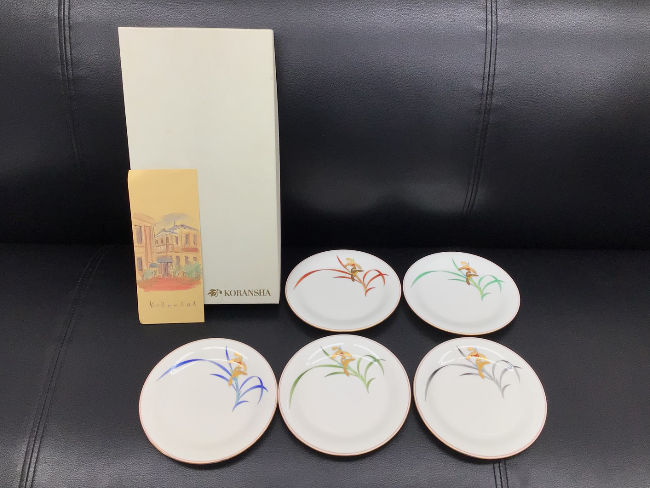 翡翠 獅子香炉 ｜ ブランド品の買取ならエコリング