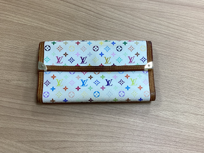 ルイ・ヴィトン マルチカラーの高価買取・査定ならブランド買取のエコ