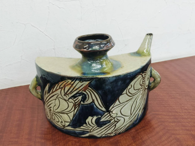 藤本 能道作 赤絵面取花壷 ｜ ブランド品の買取ならエコリング