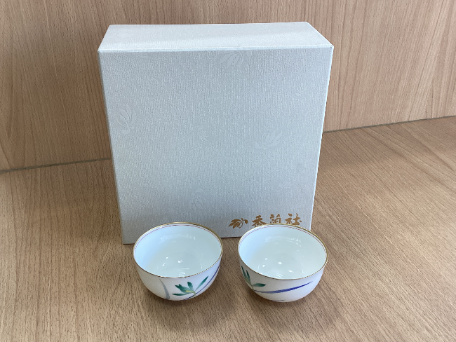 岩田久利・瑠璃金彩壺を買取｜東京 ｜ ブランド品の買取ならエコリング