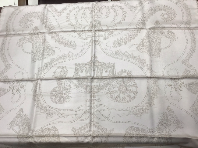 エルメス カレ 90 Paperole(馬車と貴族)