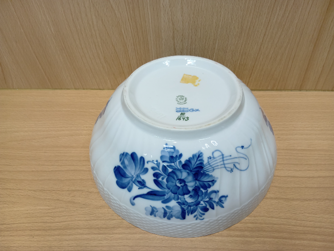 秦蔵六 作 獣口 鉄瓶 ｜ ブランド品の買取ならエコリング