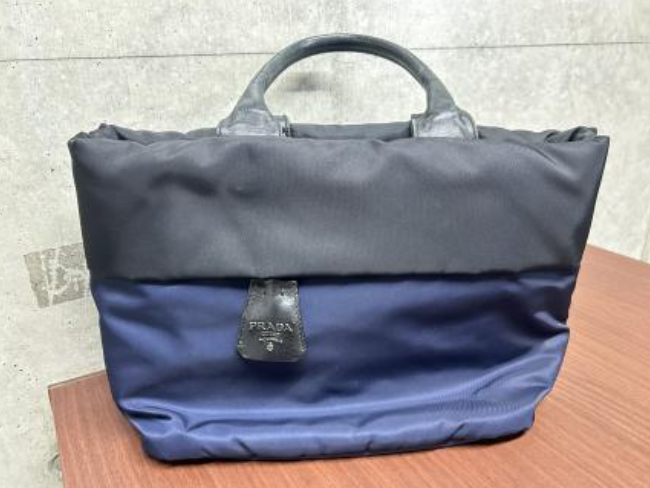 プラダの高価買取・査定ならブランド買取のエコリング