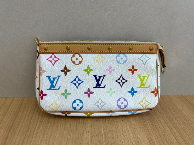 ルイ・ヴィトン マルチカラーの高価買取・査定ならブランド買取のエコ