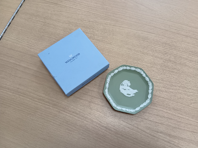 翡翠 獅子香炉 ｜ ブランド品の買取ならエコリング