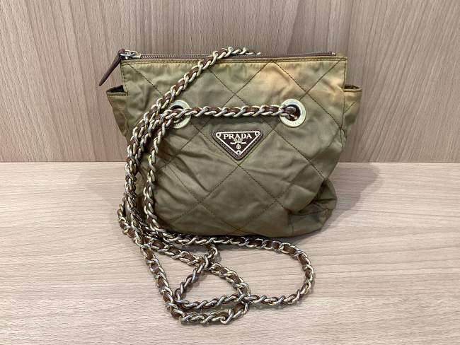 プラダ チェーンショルダーバッグ PRADA チェーン ショルダーバッグ