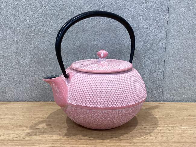秦蔵六 作 獣口 鉄瓶 ｜ ブランド品の買取ならエコリング