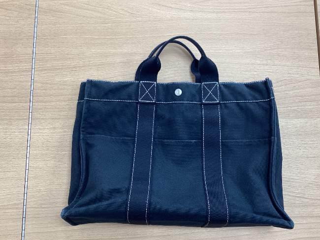 VL27 エルメス ドーヴィルMM トートバッグ タグ有り A4入ります HERMES 