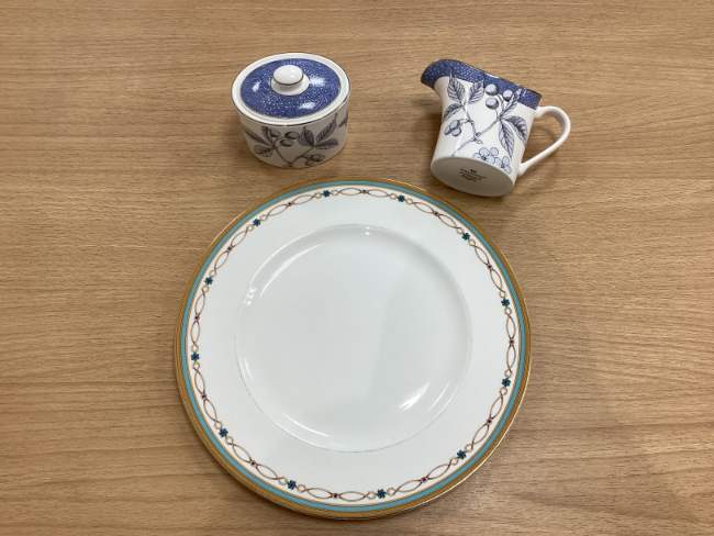 中村 道年尼 飴釉丸皿 ｜ ブランド品の買取ならエコリング