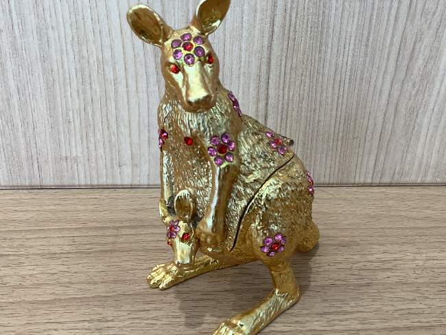 翡翠 獅子香炉 ｜ ブランド品の買取ならエコリング