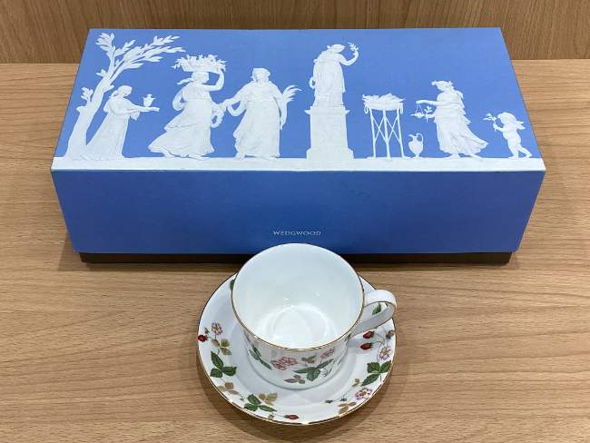 岩田久利・瑠璃金彩壺を買取｜東京 ｜ ブランド品の買取ならエコリング
