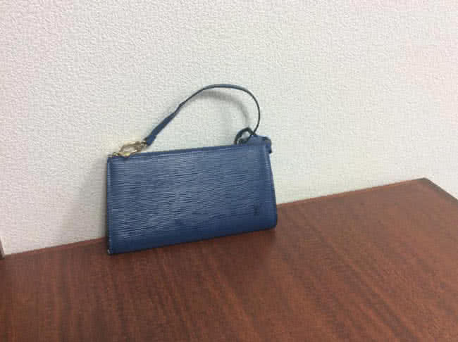 ルイヴィトン エピ アクセサリーポーチ LOUIS VUITTON ルイヴィトン